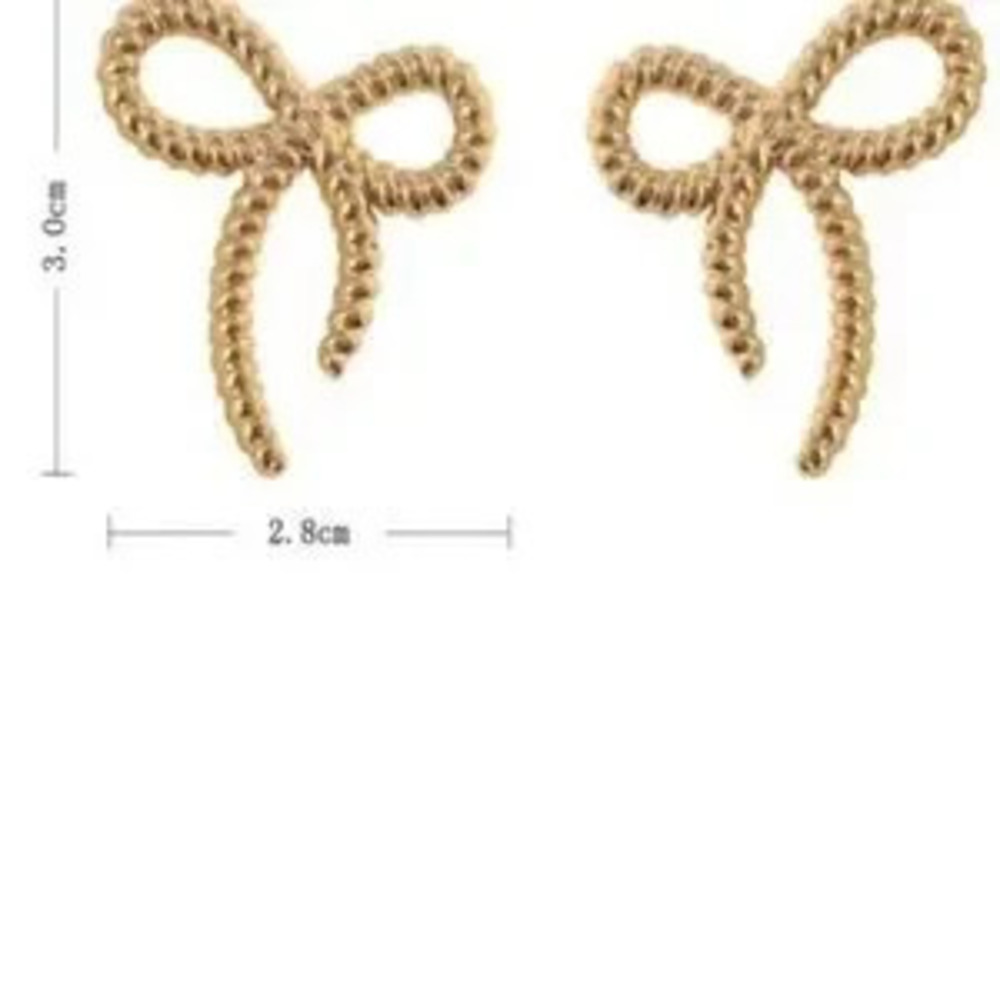Bow Rope Stud Earrings (2011) - Picture 6 of 6